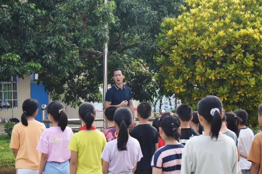 芭比的大学之旅
